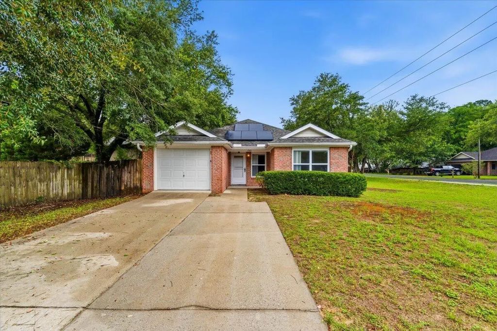 1740 Thomas Street, Niceville