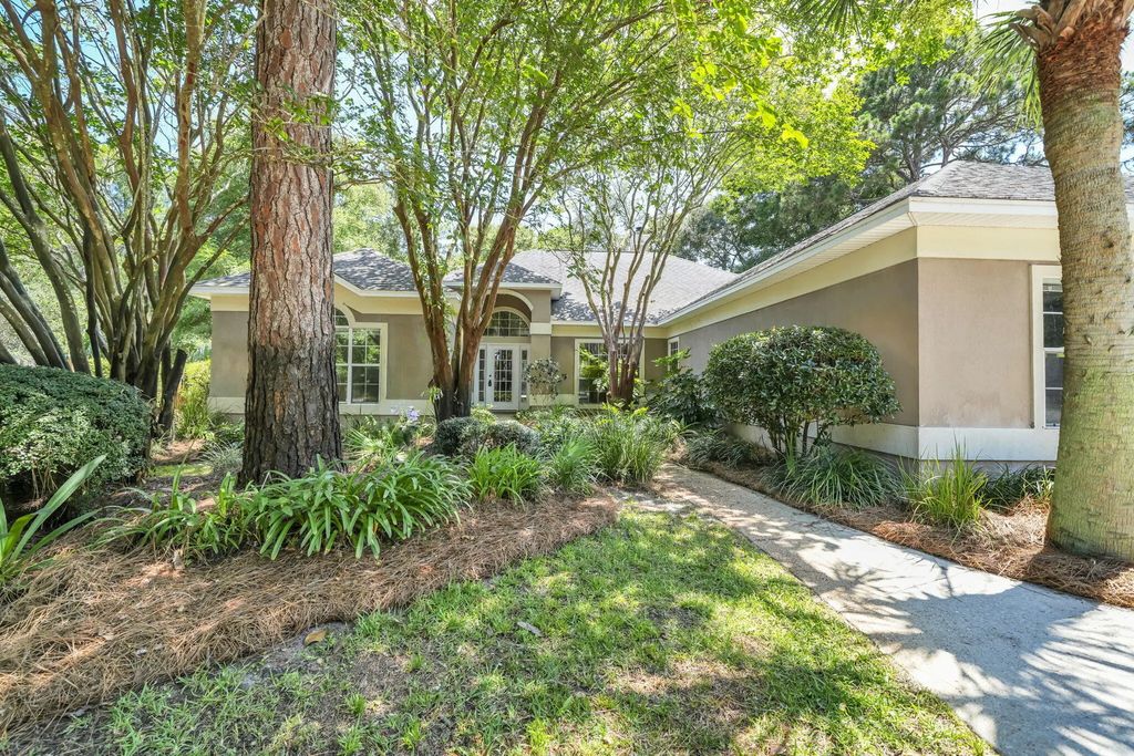 4046 Indian Trail, Destin