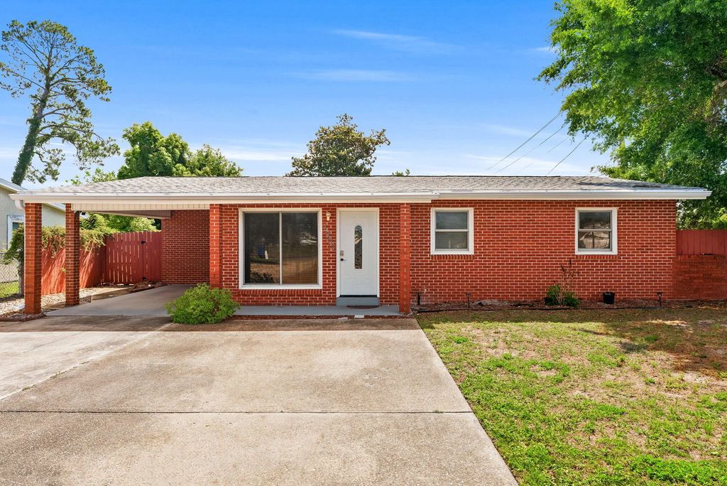 1900 Beck Avenue, Panama City