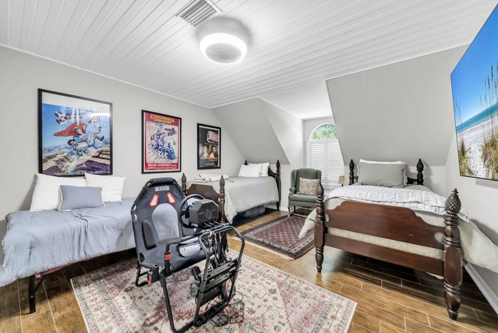 26 of 42 - 702 N Lakeside Drive, Destin, FL