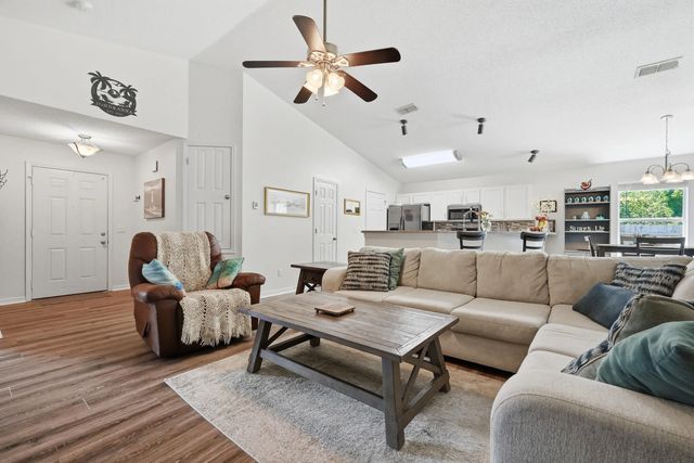 Photo of Listing #1003583