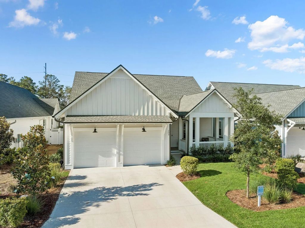 203 E Firethorn Circle, Watersound