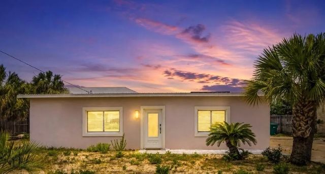 Photo of Listing #1003692
