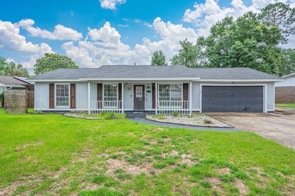 382 Echo Circle, Fort Walton Beach