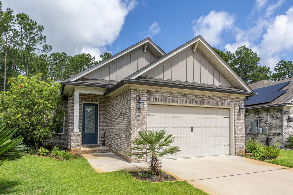 29 Pintail Boulevard, Freeport