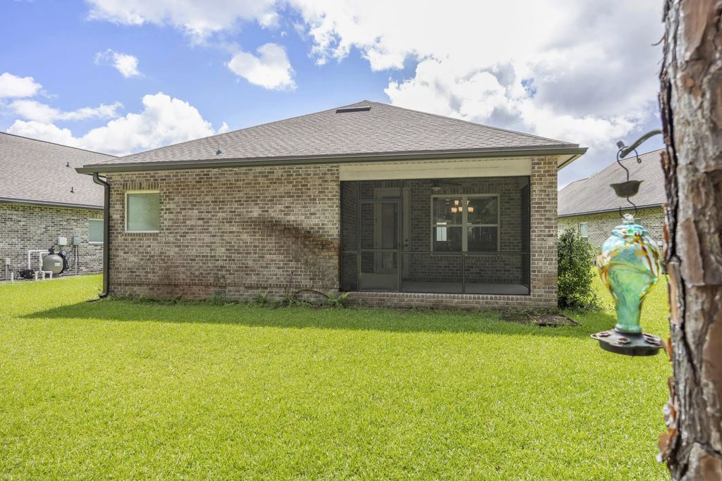 22 of 35 - 29 Pintail Boulevard, Freeport, FL
