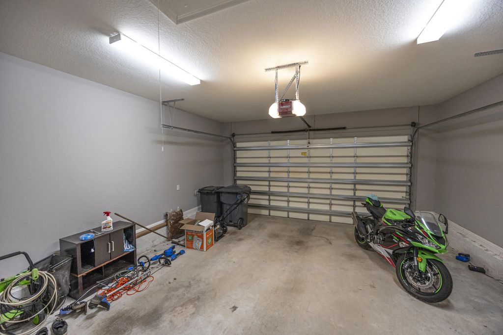 25 of 35 - 29 Pintail Boulevard, Freeport, FL