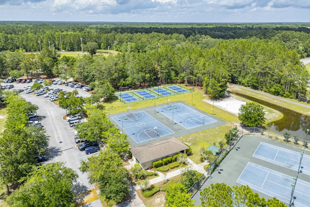 33 of 35 - 29 Pintail Boulevard, Freeport, FL