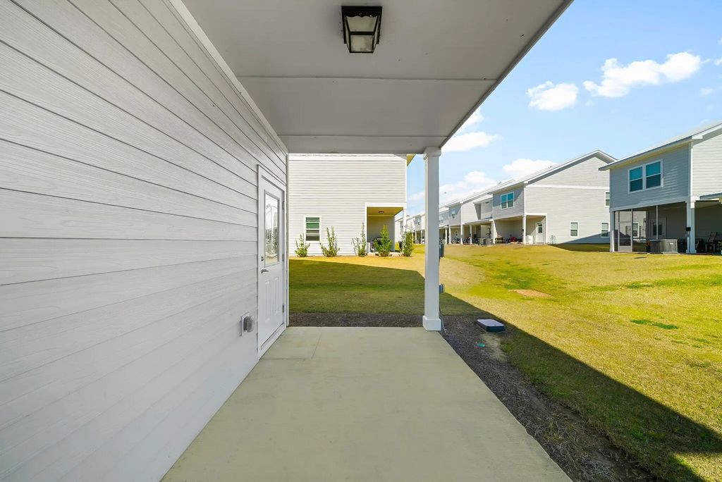 22 of 28 - 338 Date Palm Lane Horizon, Freeport, FL