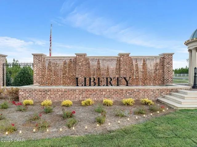 Photo of Listing #1003758