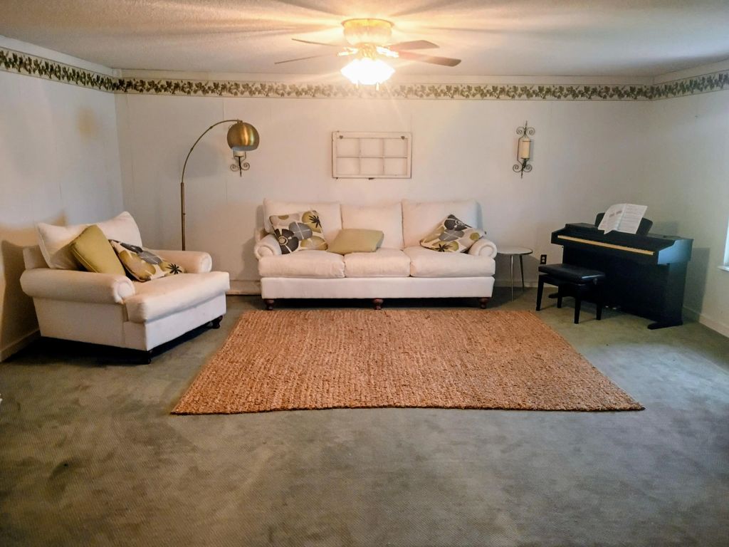 18 of 41 - 46 Veterans Lane, Freeport, FL