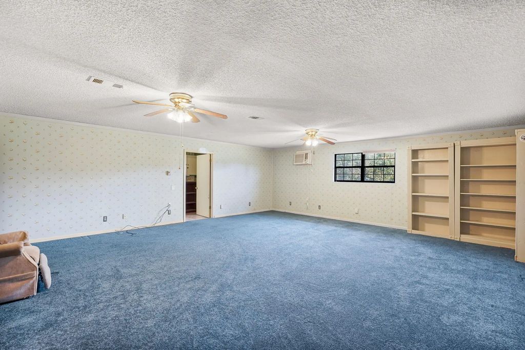 21 of 41 - 46 Veterans Lane, Freeport, FL