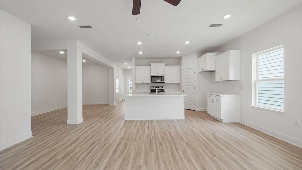 16 of 39 - 122 E Gray Owl Drive, Freeport, FL