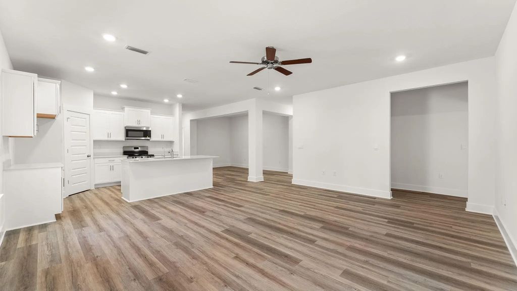 10 of 30 - 150 E Gray Owl Drive, Freeport, FL