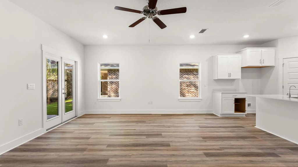 11 of 30 - 150 E Gray Owl Drive, Freeport, FL