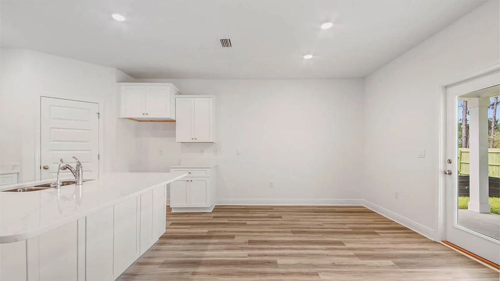 12 of 36 - 140 E Gray Owl Drive, Freeport, FL