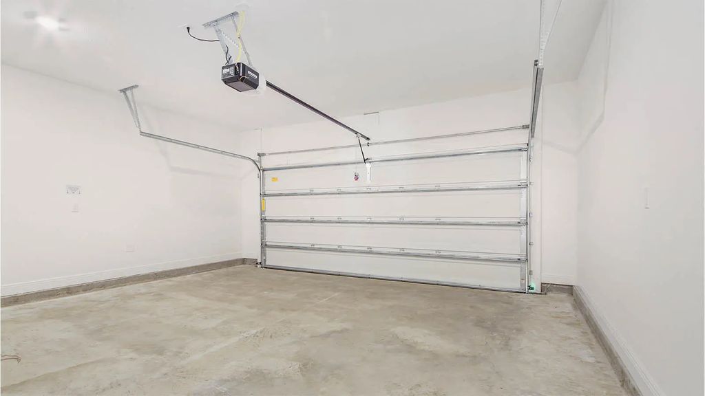 34 of 36 - 140 E Gray Owl Drive, Freeport, FL