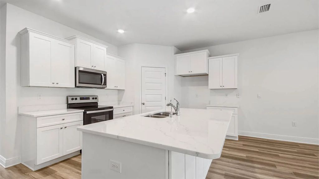 9 of 36 - 140 E Gray Owl Drive, Freeport, FL