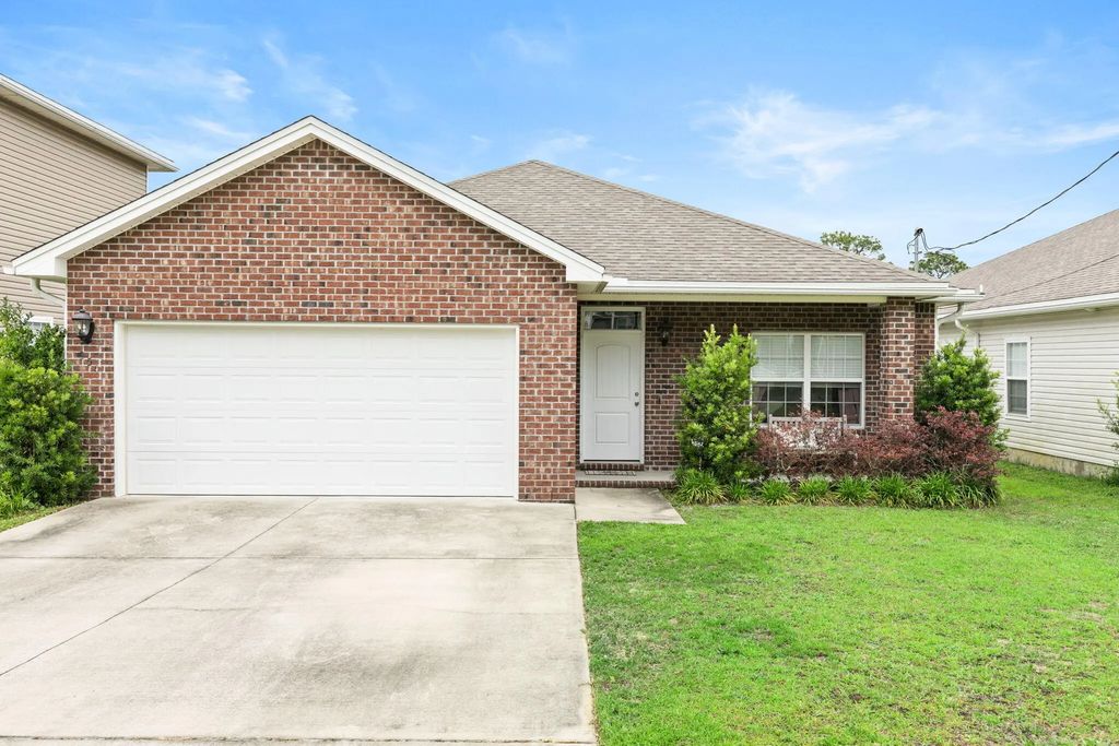 354 Fir Avenue, Niceville