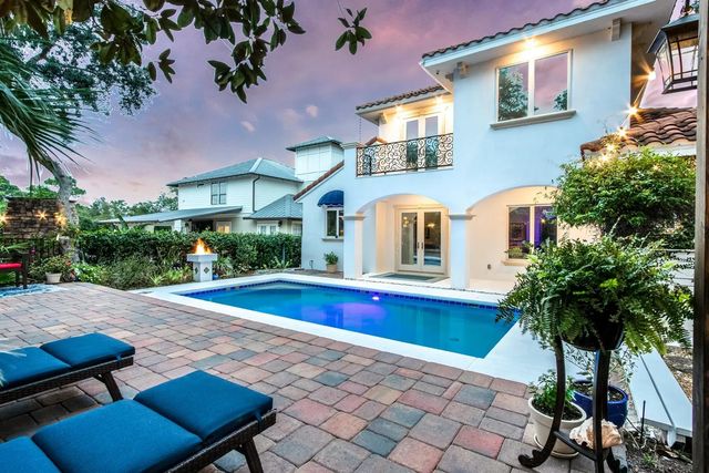 100 Vista Bluffs, Destin