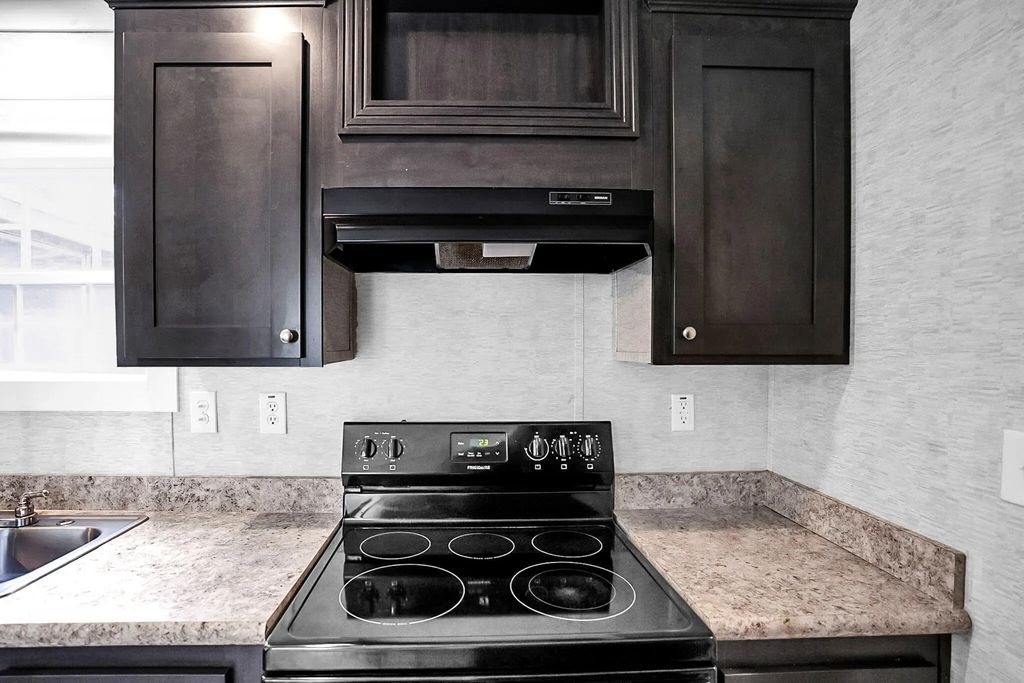 11 of 52 - 217 Palmetto Avenue, Freeport, FL