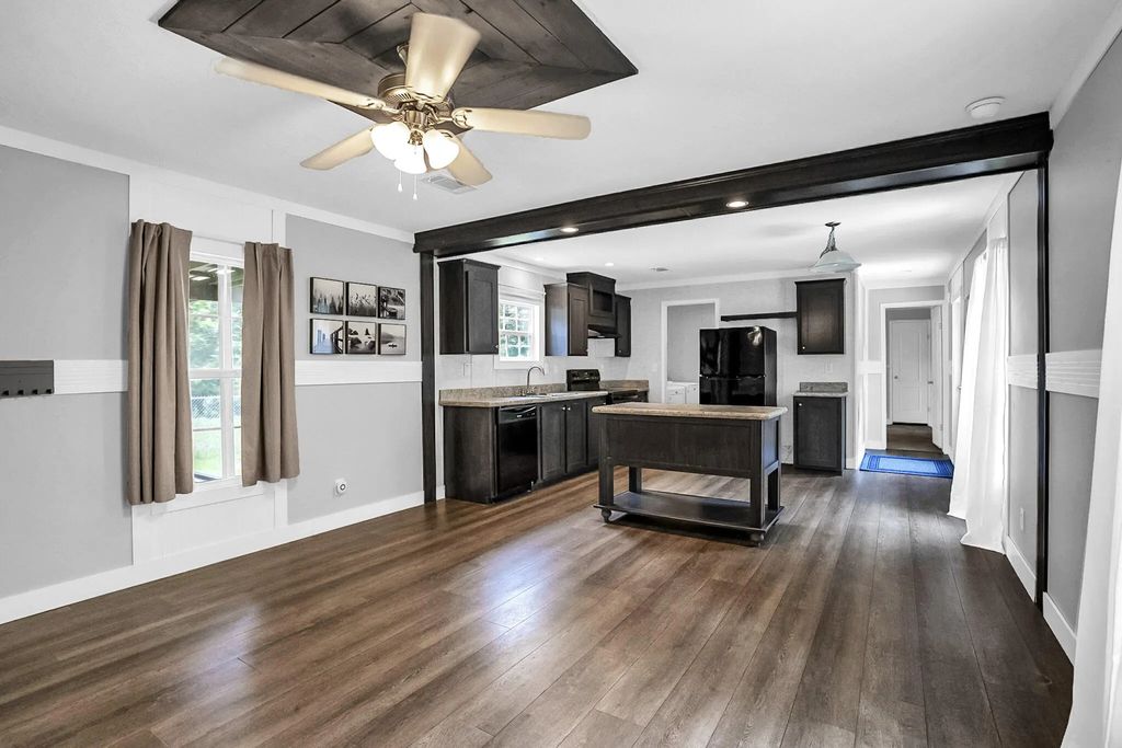 15 of 52 - 217 Palmetto Avenue, Freeport, FL