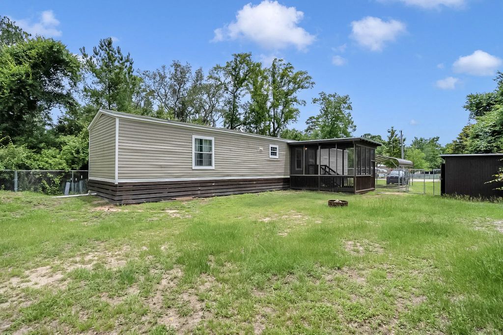 2 of 52 - 217 Palmetto Avenue, Freeport, FL
