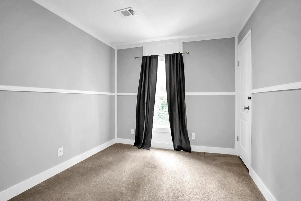 24 of 52 - 217 Palmetto Avenue, Freeport, FL