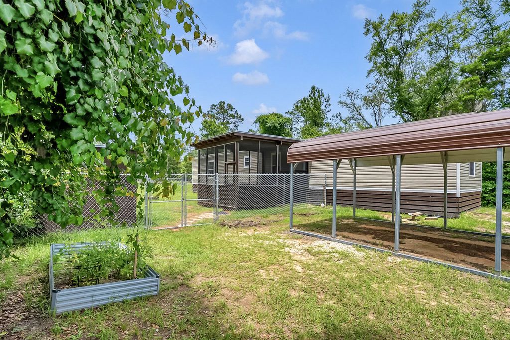 36 of 52 - 217 Palmetto Avenue, Freeport, FL