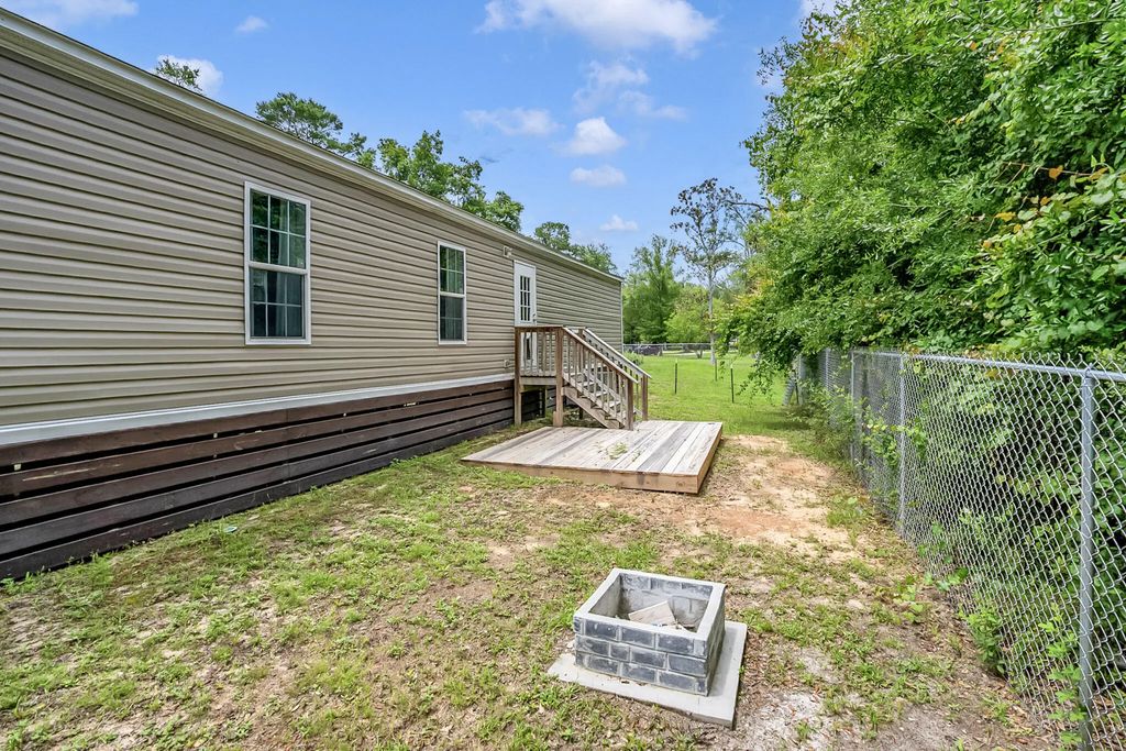 40 of 52 - 217 Palmetto Avenue, Freeport, FL