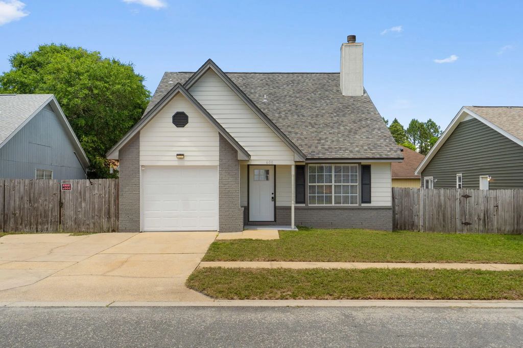 608 Drakes Landing, Mary Esther