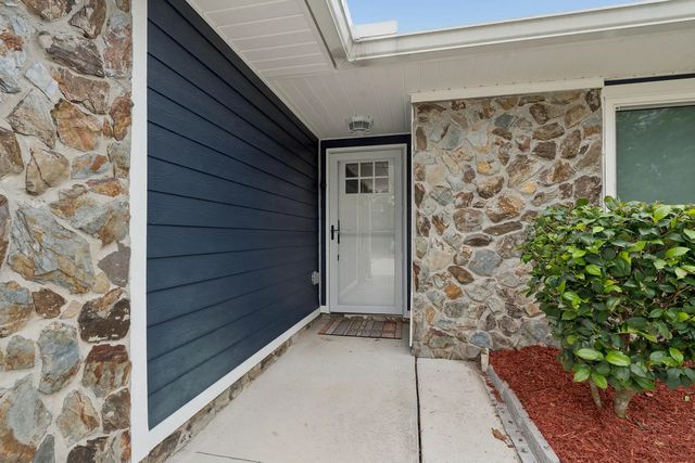 Photo of Listing #1004011