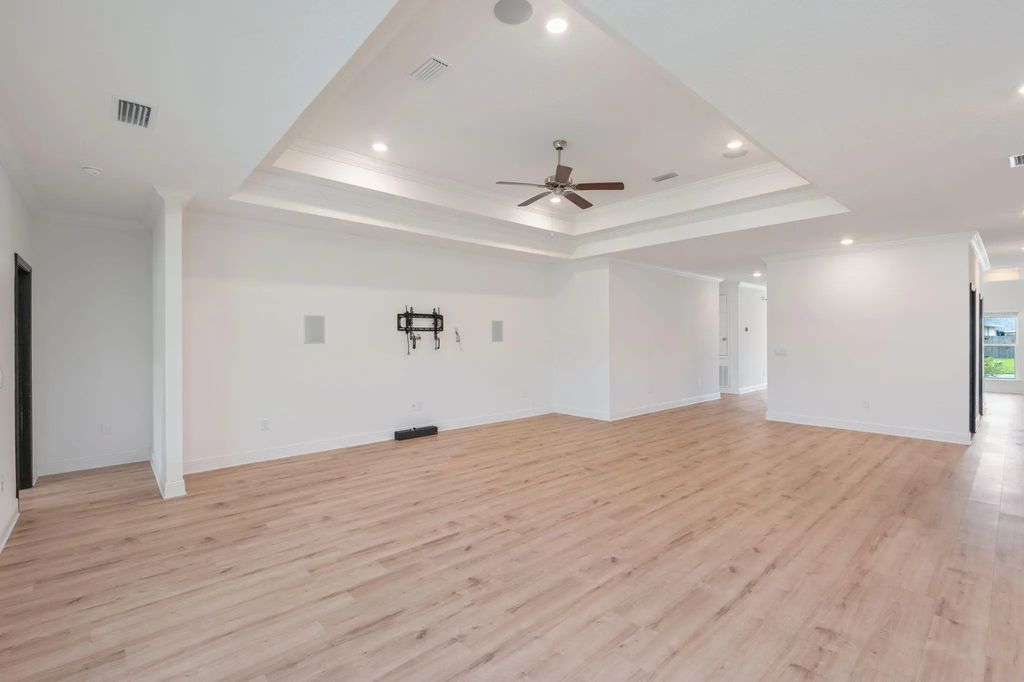 13 of 55 - 15 E Oak Trees Lane, Freeport, FL
