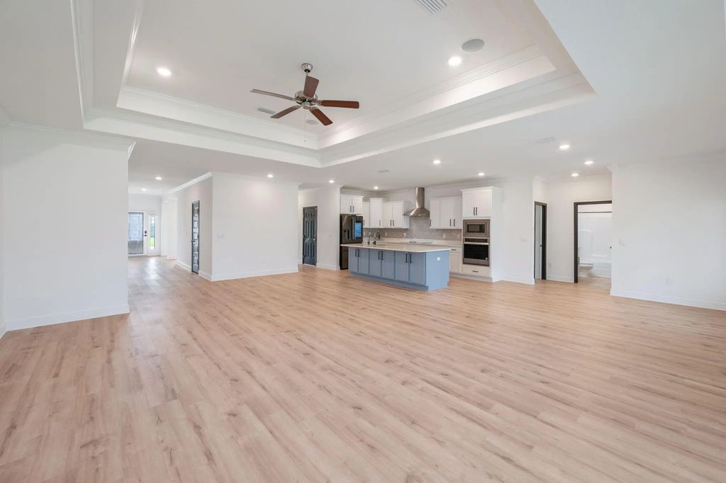14 of 55 - 15 E Oak Trees Lane, Freeport, FL