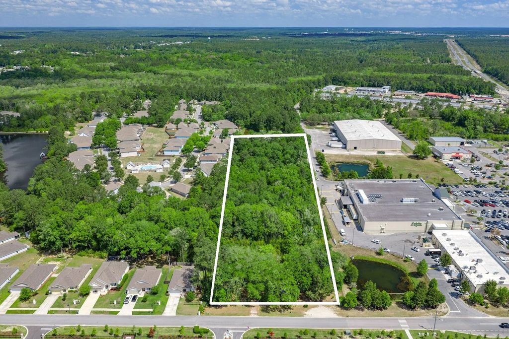 2 of 5 - 150 Marquis Way, Freeport, FL