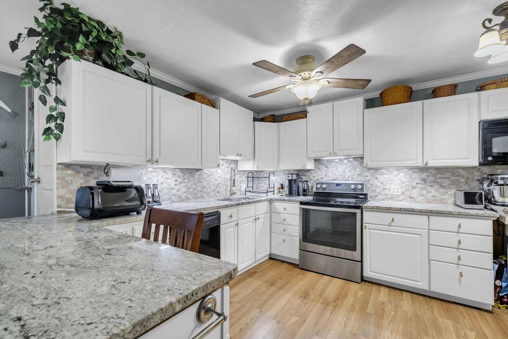 4 of 79 - 5612 Hilltop Avenue A-c, Panama City Beach, FL