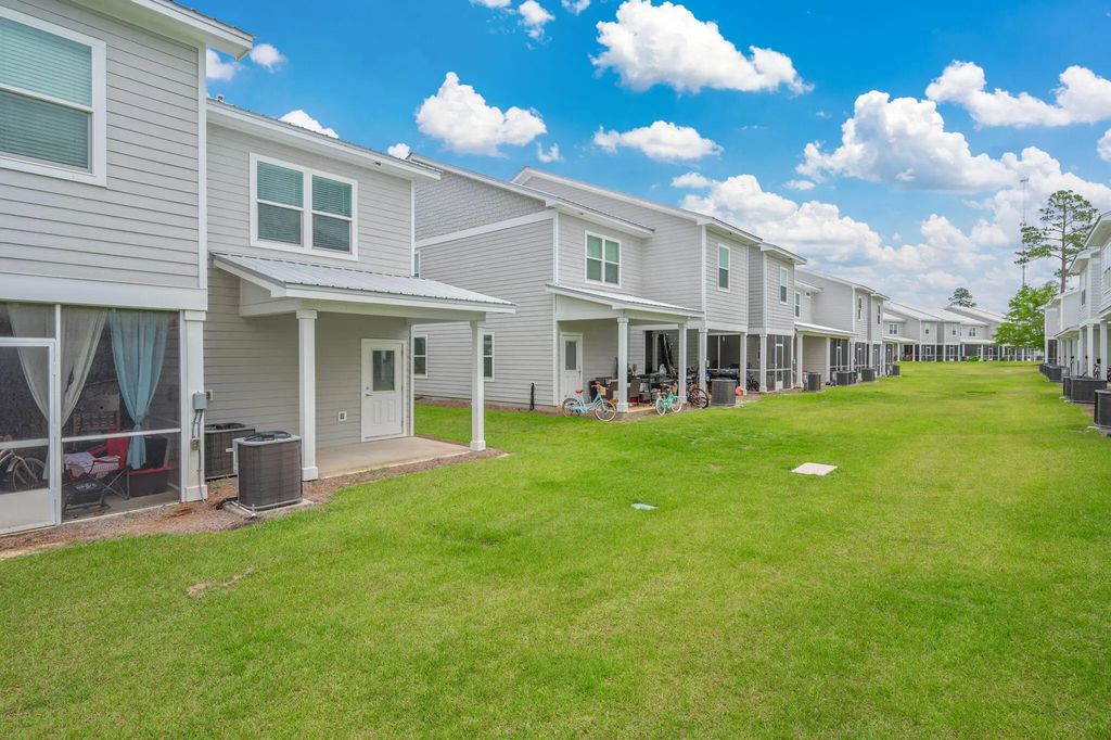 38 of 39 - 416 Date Palm Lane, Freeport, FL