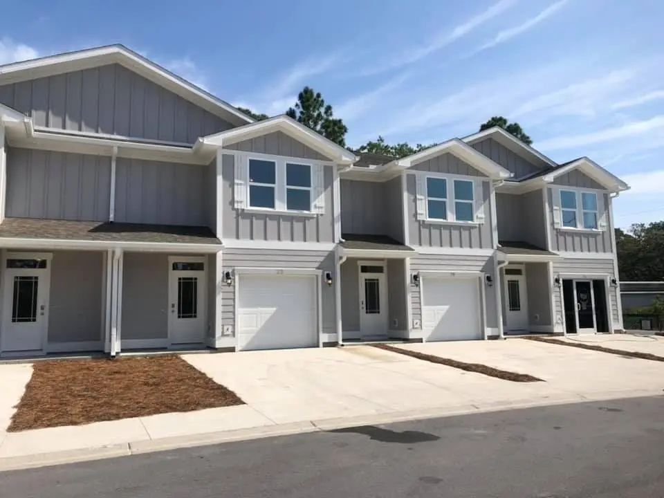 Photo of Listing #1004282