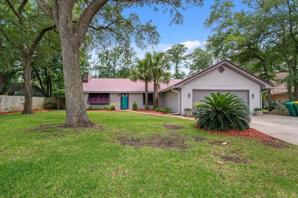 952 Rue De Palms, Niceville