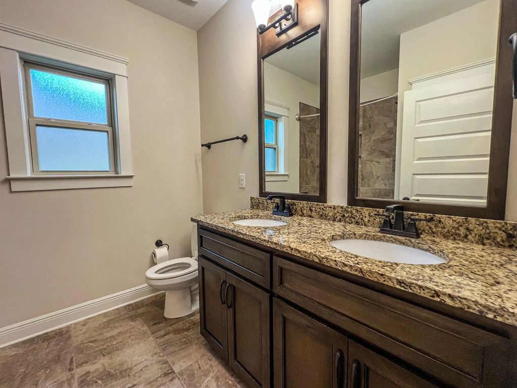 17 of 67 - 172 Mill Pond Cove, Freeport, FL