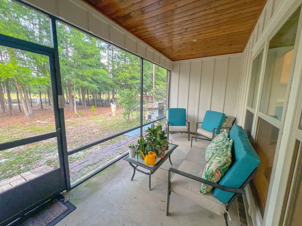 41 of 67 - 172 Mill Pond Cove, Freeport, FL