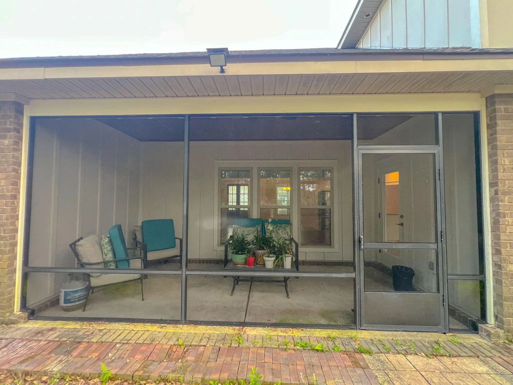 43 of 67 - 172 Mill Pond Cove, Freeport, FL