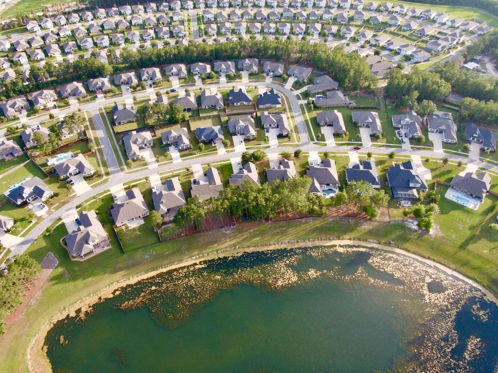 50 of 67 - 172 Mill Pond Cove, Freeport, FL