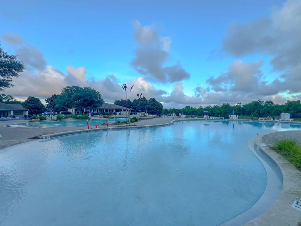 67 of 67 - 172 Mill Pond Cove, Freeport, FL