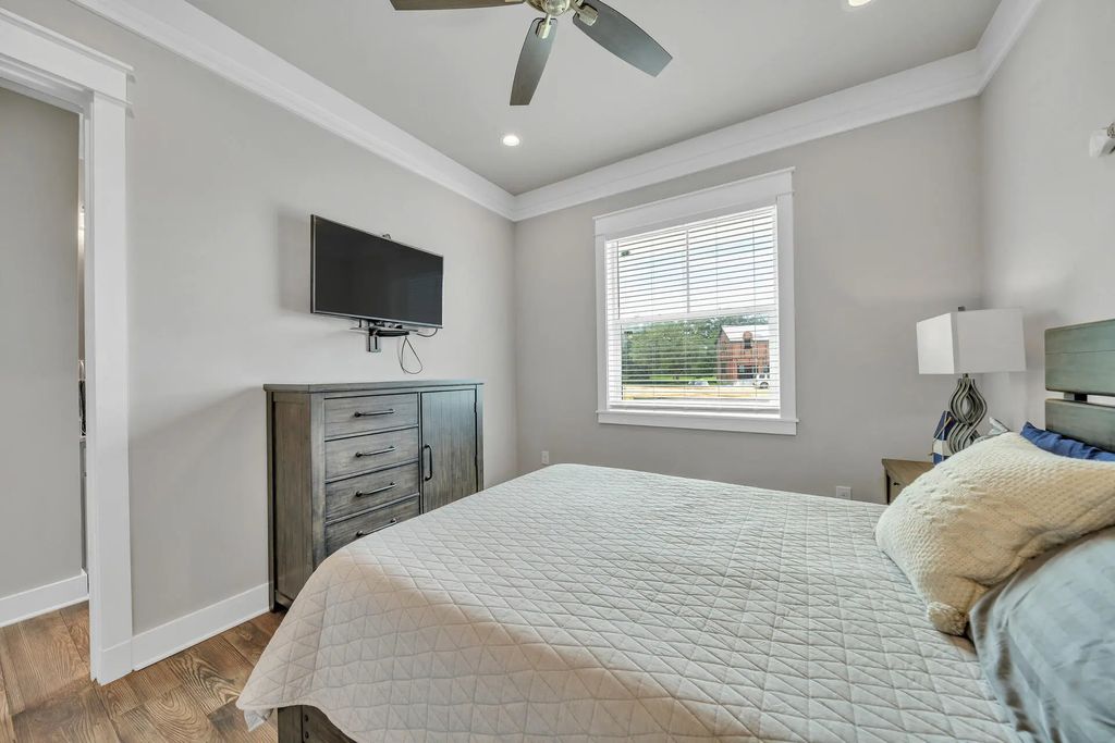 40 of 78 - 64 Lagrange Cove Circle, Freeport, FL