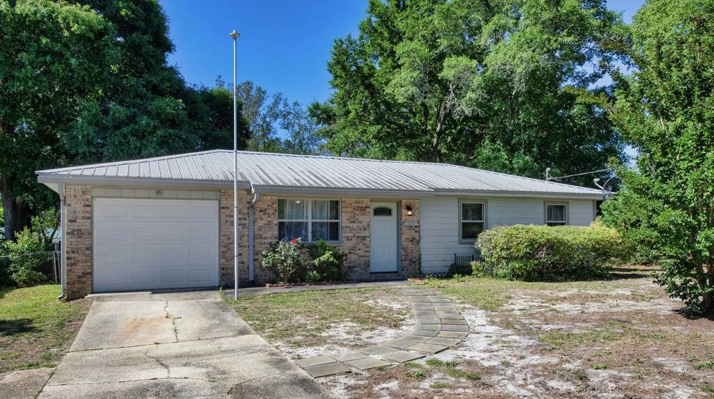 126 Nw Watson Drive, Fort Walton Beach