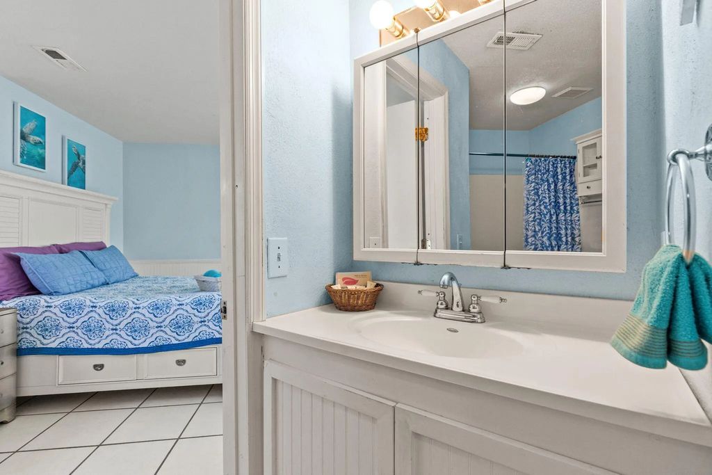 15 of 21 - 4114 Holiday Drive 15, Panama City Beach, FL
