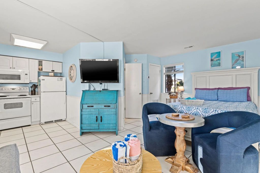 9 of 21 - 4114 Holiday Drive 15, Panama City Beach, FL