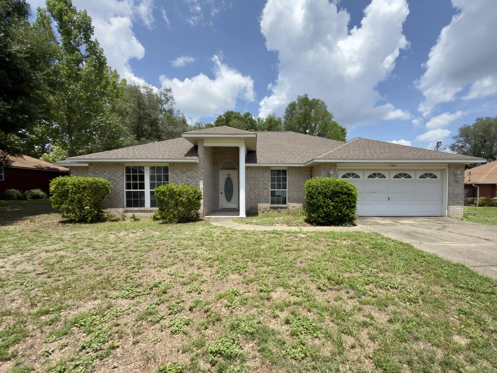 688 Brunson Street, Crestview