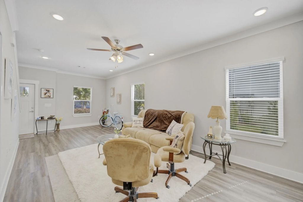 14 of 65 - 284 Date Palm Lane, Freeport, FL